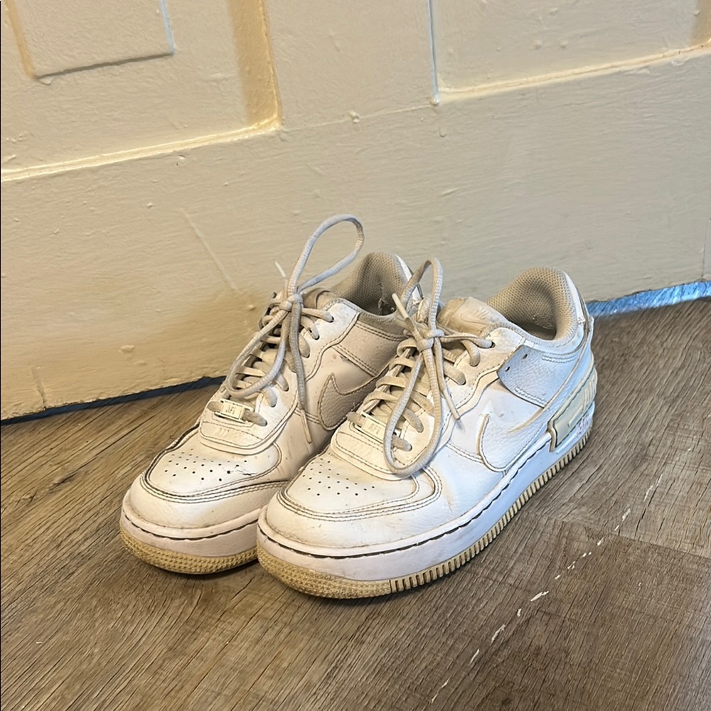 Nike Air Force 1s Sneakers Classic Design